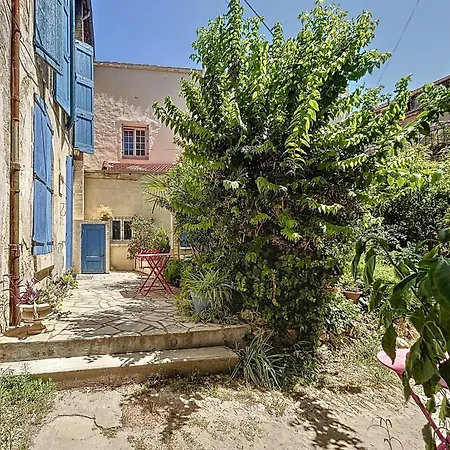 T2 Centre Ναρμπόν